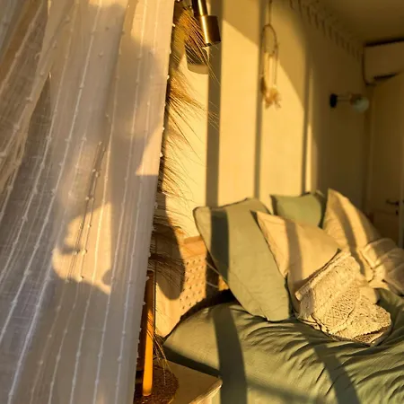 Mas Andalou Fabuleuse Premiere Ligne De Mer, Privative Villa *