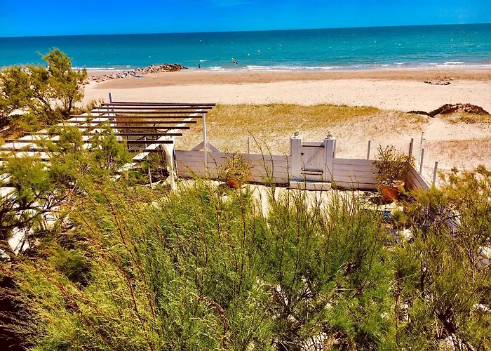 Mas Andalou Fabuleuse Premiere Ligne De Mer, Privative *