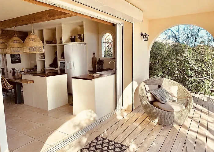 Mas Andalou Fabuleuse Premiere Ligne De Mer, Privative Frontignan