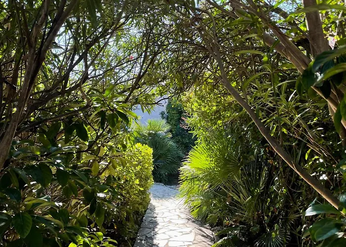 Mas Andalou Fabuleuse Premiere Ligne De Mer, Privative * Frontignan